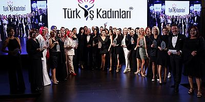 Girişimci İş Kadınları, Türk İş Kadınları Plaket Töreni'nde buluştu