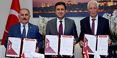 İstanbul İl Milli Eğitim Müdürlüğü, İTÜ ve Uyumsoft arasında öğrenci yetiştirme programı oluşturmak ve yürütmek için eğitim iş birliği protokolü imzalandı