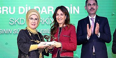 Sürdürülebilir Kalkınma Derneği (SKD Türkiye) Yönetim Kurulu Başkanı Ebru Dildar Edin, 'Sürdürülebilirliğin Öncüleri Ödülü'ne layık görüldü